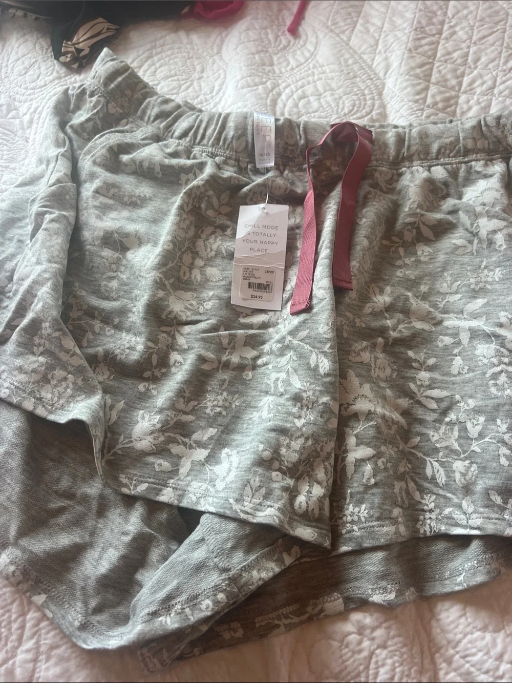 Chill Mode Floral Knit Sleep Shorts with Drawstring - Picture 1 of 2